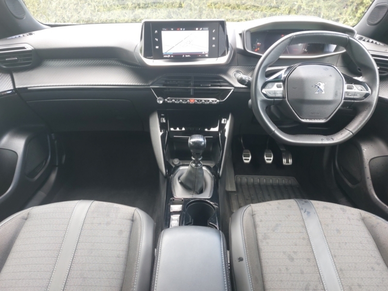Peugeot 2008 1.2 Puretech Allure Premium Grey #3