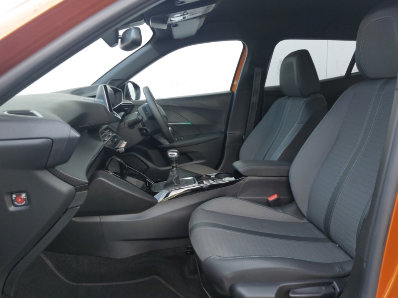 Peugeot 2008 1.2 Puretech Allure Premium Orange #5
