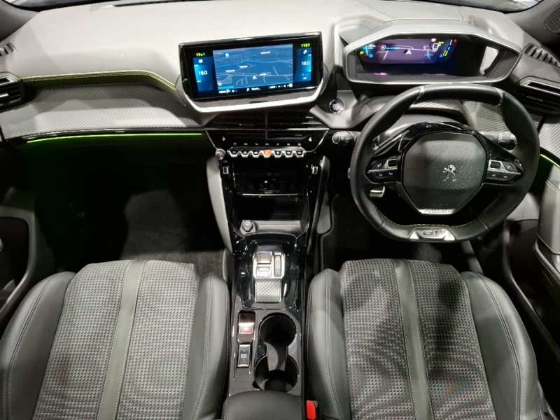 Peugeot e-2008 100Kw Gt 50Kwh Grey #3