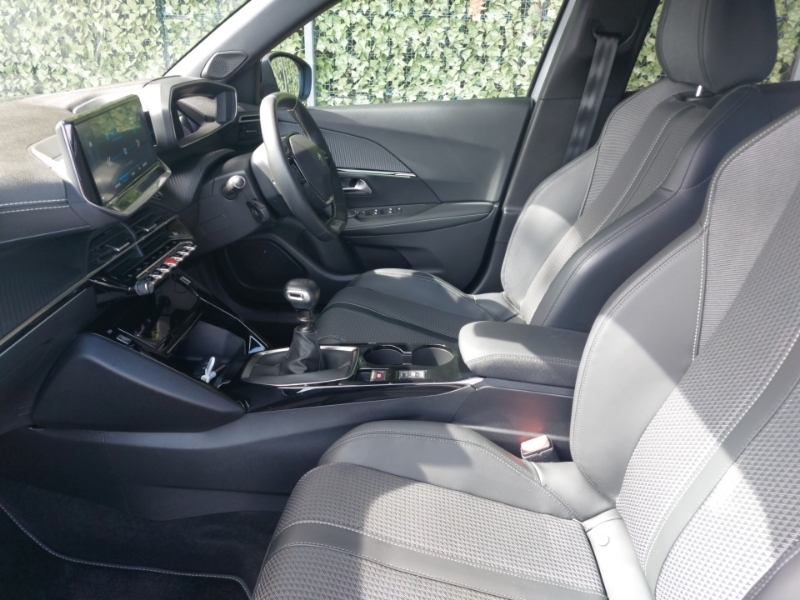 Peugeot 2008 1.2 Puretech 130 Gt Grey #5