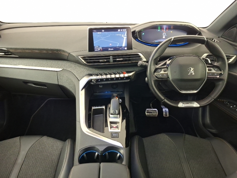 Peugeot 3008 1.6 Puretech 180 Gt Line Premium Eat8 White #3