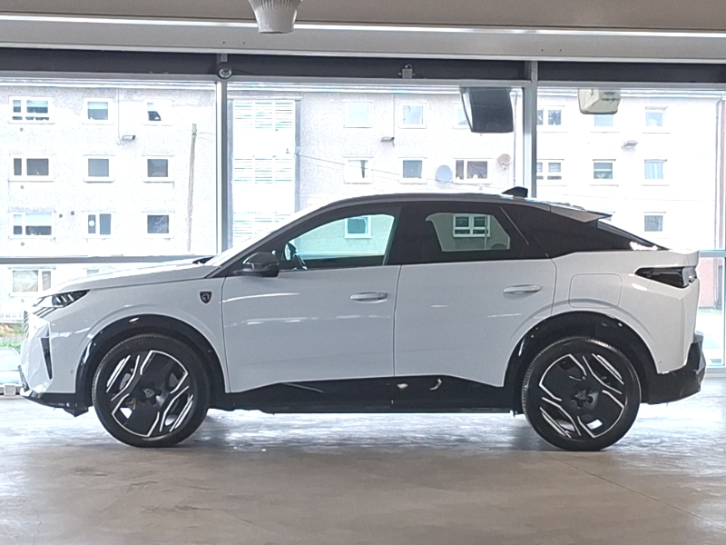 Peugeot 3008 157Kw Gt 73Kwh White #4