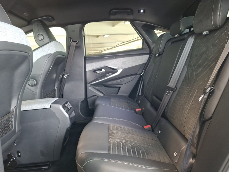 Peugeot 3008 157Kw Gt 73Kwh White #6