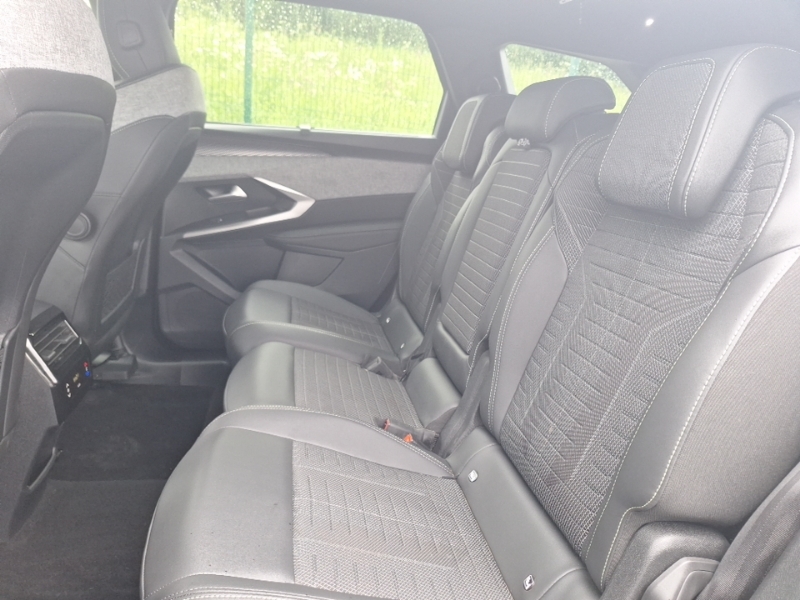 Peugeot 5008 1.2 Hybrid 136 Gt E-dsc6 Grey #6