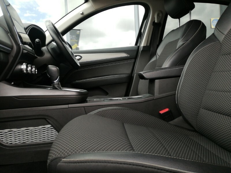 Renault Arkana 1.6 E-tech Full Hybrid 145 Techno Black #4