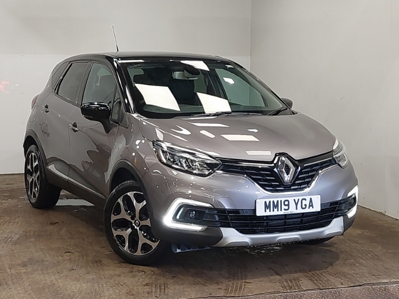 Renault Captur 0.9 Tce 90 Play Black #1