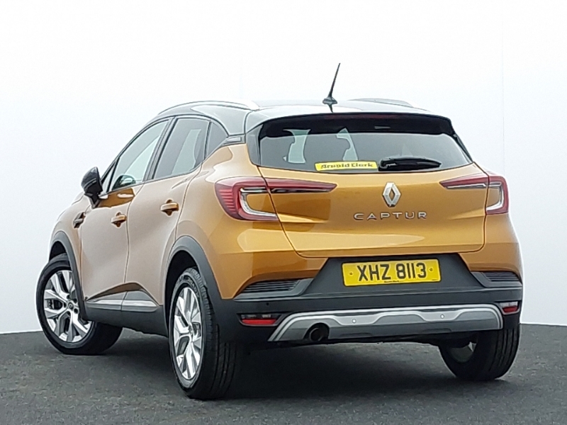 Renault Captur 1.3 Tce 155 Iconic Edc XHZ8113 Orange #2