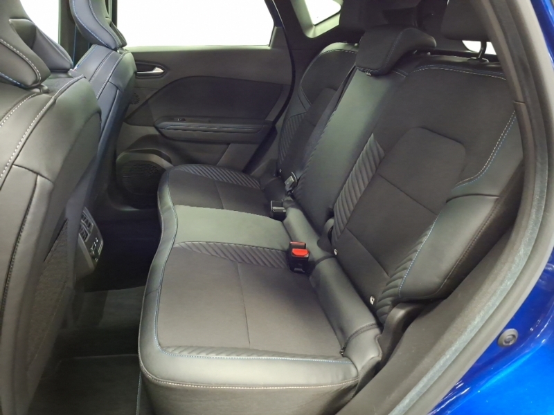 Renault Captur 1.6 E-tech Full Hybrid 145 Esprit Alpine Black #6