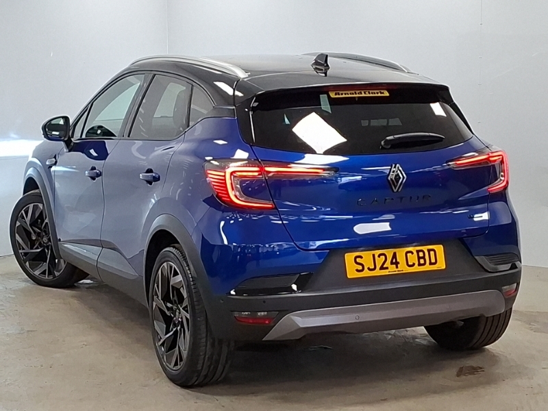 Renault Captur 1.6 E-tech Full Hybrid 145 Esprit Alpine Black #2