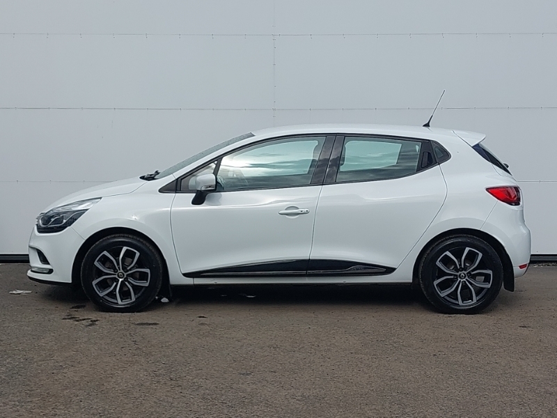 Renault Clio 0.9 Tce 75 Play MT68GZJ White #4