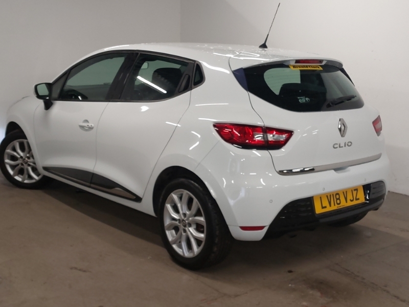 Renault Clio 1.2 16V Dynamique Nav White #2