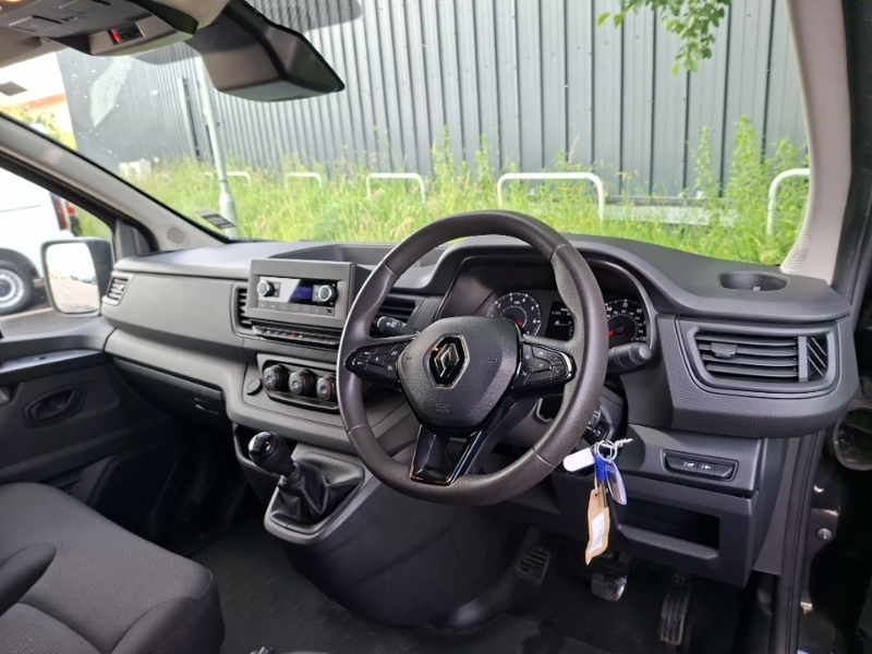 Renault Trafic Sl28 Blue Dci 130 Business Van Black #3