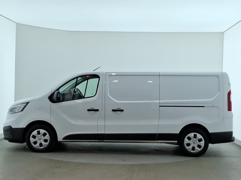 Renault Trafic Ll30 Blue Dci 130 Advance Safety Van White #4