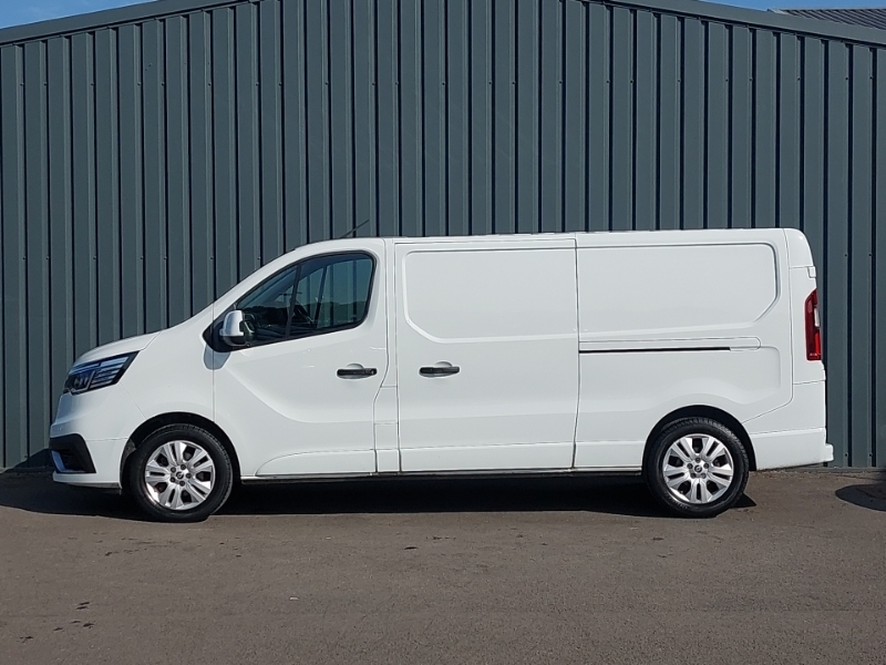Renault Trafic Ll30 Blue Dci 130 Extra Safety Van SH24BXR White #4