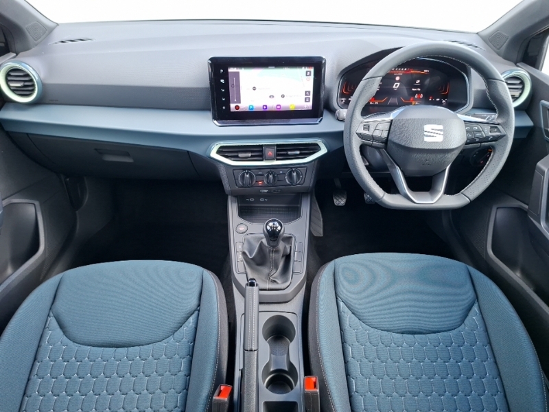Seat Ibiza 1.0 Tsi 95 Se Black #3