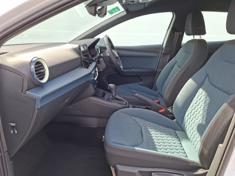 Seat Ibiza 1.0 Tsi 115 Se Technology Dsg White #5