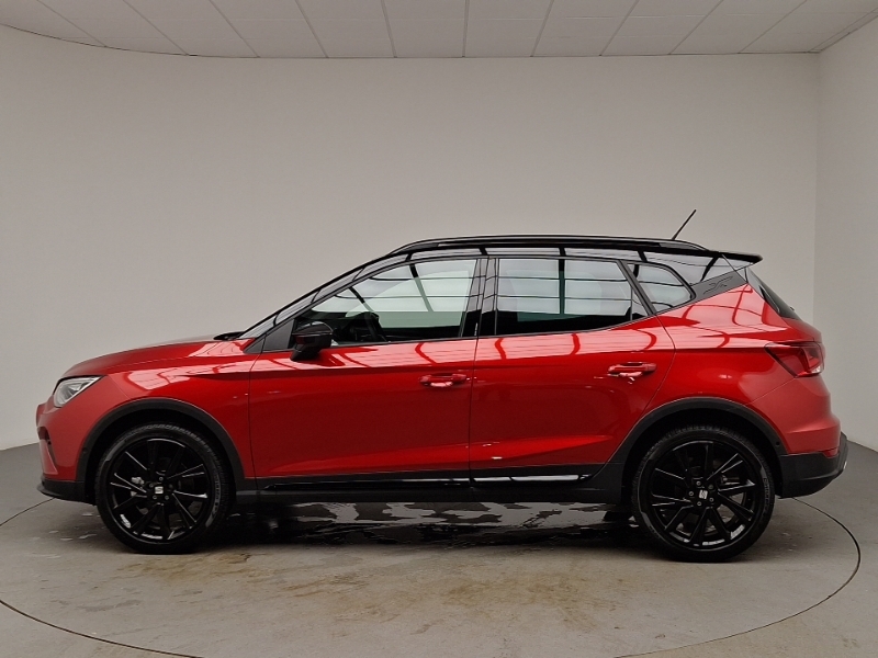 Seat Arona 1.0 Tsi 115 Fr Black Edition Dsg Red #4