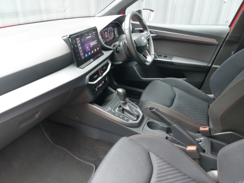 Seat Arona 1.0 Tsi 115 Fr Black Edition Dsg YN75ZWP Red #5