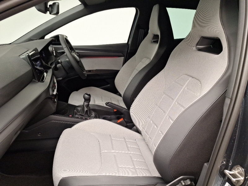 Seat Ibiza 1.0 Tsi 115 Fr Sport Grey #5