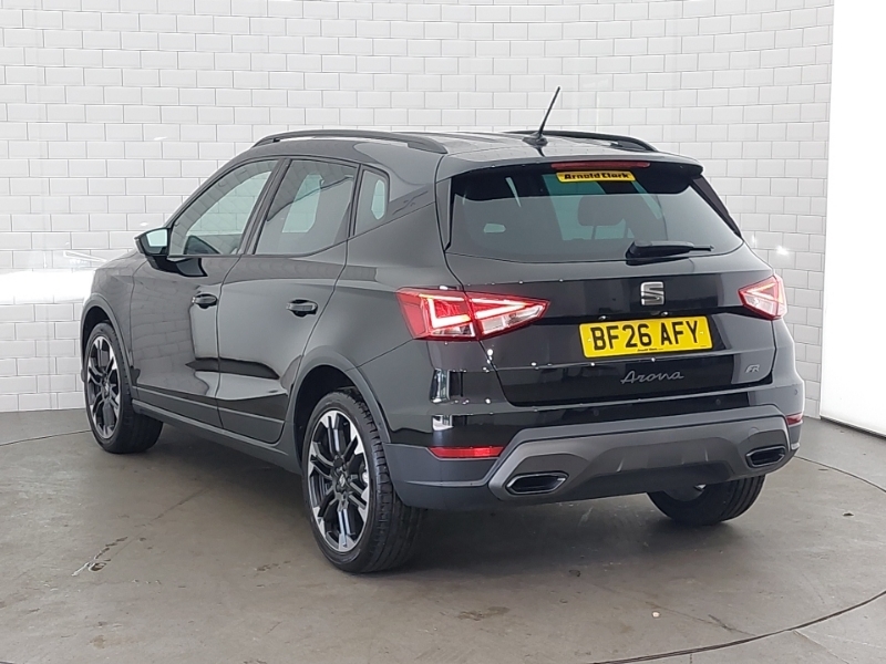 Seat Arona 1.0 Tsi 115 Fr Sport Dsg Black #2