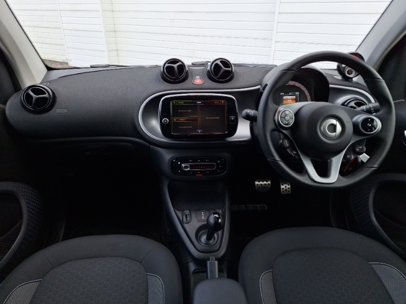 Smart Fortwo Coupe 60Kw Eq Premium 17Kwh 22Kwch Silver #3