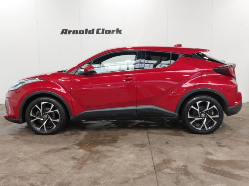 Toyota C-Hr 2.0 Hybrid Design Cvt Red #4
