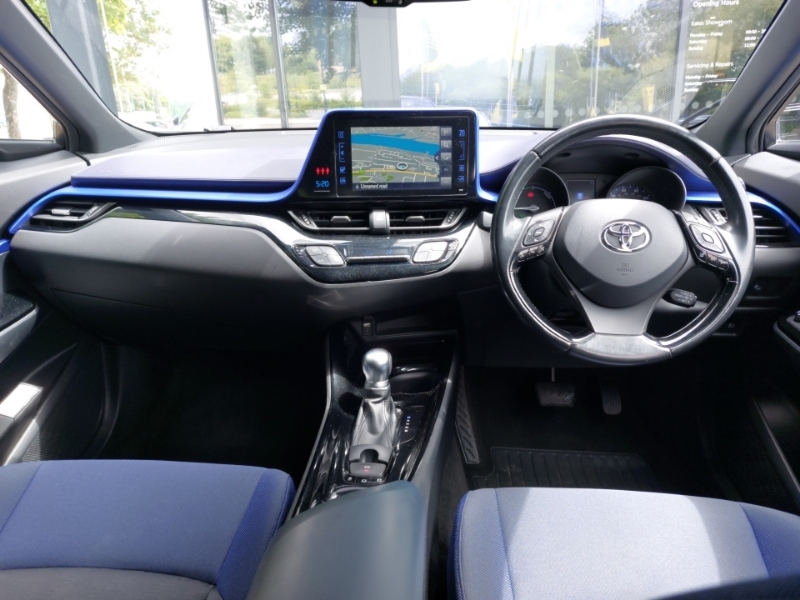 Toyota C-Hr 1.8 Hybrid Dynamic Cvt WV67ZVR White #3