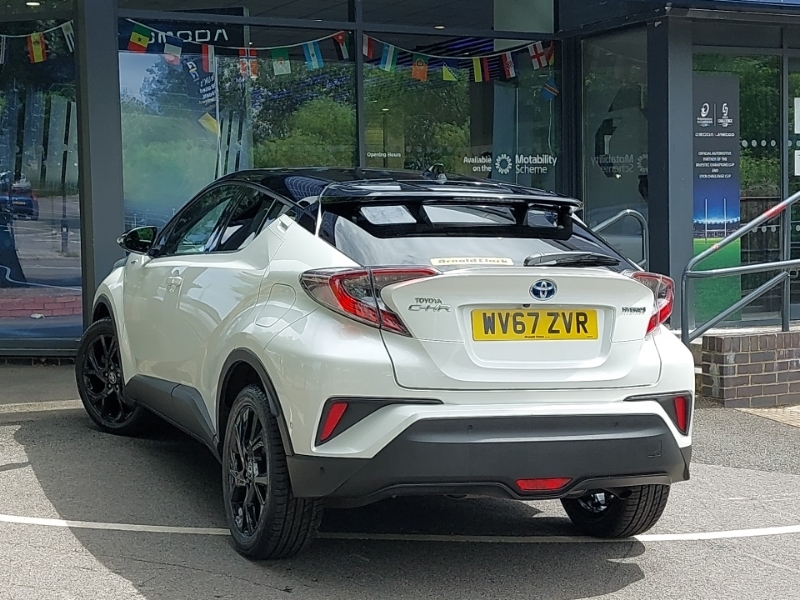 Toyota C-Hr 1.8 Hybrid Dynamic Cvt WV67ZVR White #2