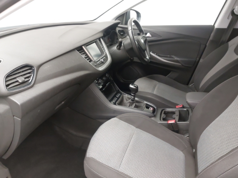 Vauxhall Grandland X 1.2 Turbo Design Line SR19XRP White #5