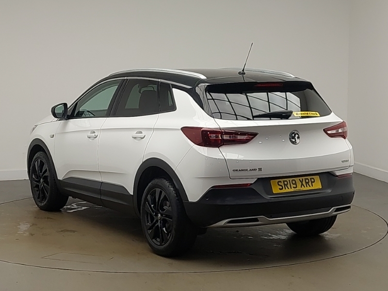 Vauxhall Grandland X 1.2 Turbo Design Line SR19XRP White #2
