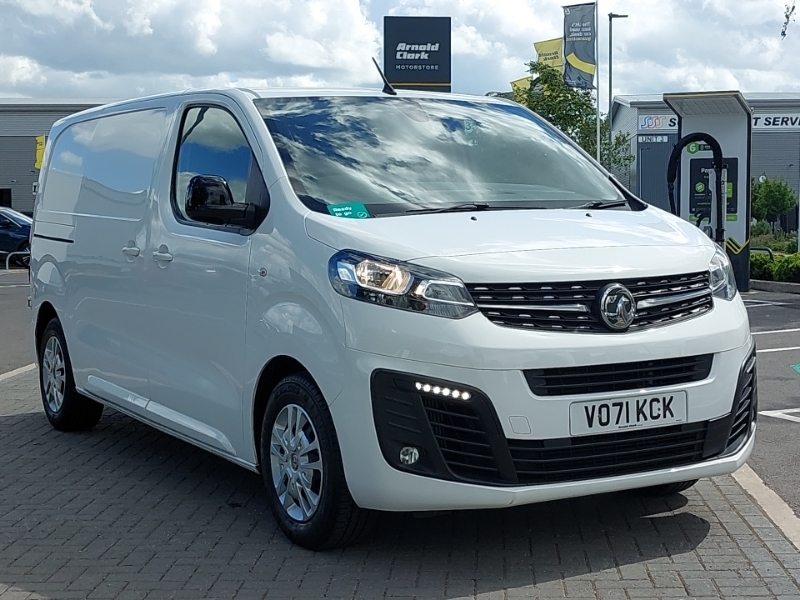 Vauxhall Vivaro 2700 1.5D 100Ps Sportive H1 Van White