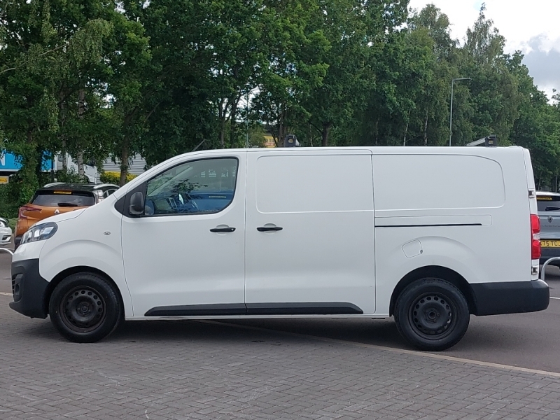 Vauxhall Vivaro 2900 1.5D 100Ps Dynamic H1 Van White #4