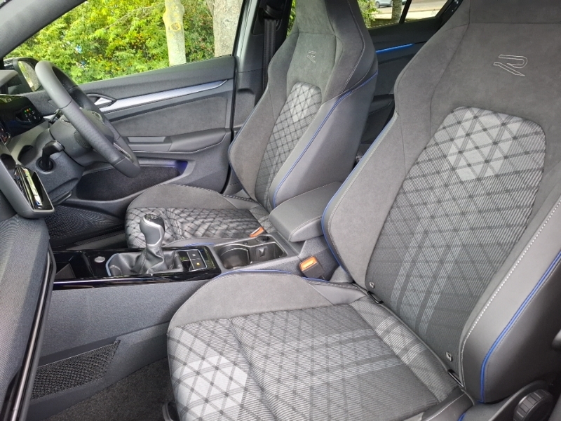 Volkswagen Golf 1.5 Tsi 150 Black Edition Grey #5