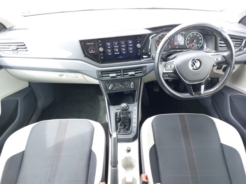 Volkswagen Polo 1.0 Tsi 95 Beats WN21BHZ White #3