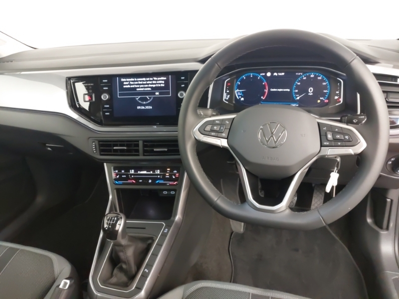 Volkswagen Polo 1.0 Tsi Style Black #5