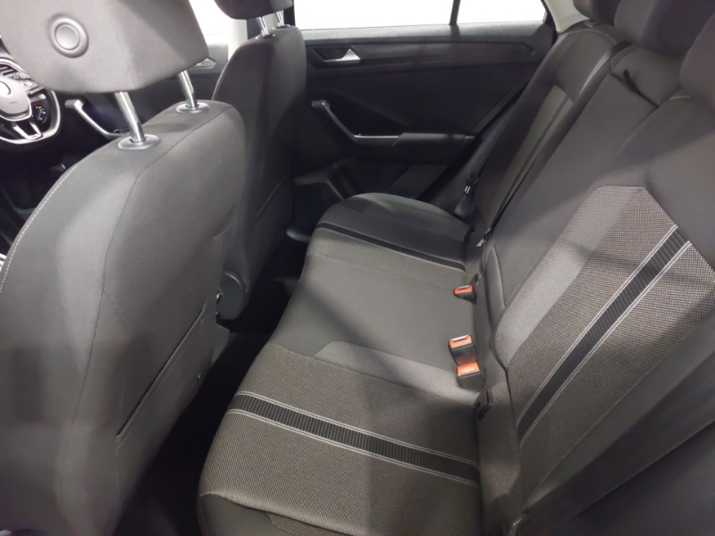 Volkswagen T-Roc 1.0 Tsi 110 Design Black #6