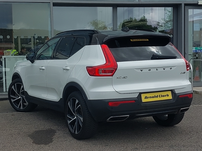 Volvo XC40 2.0 D4 190 R Design Pro Awd Geartronic White #2