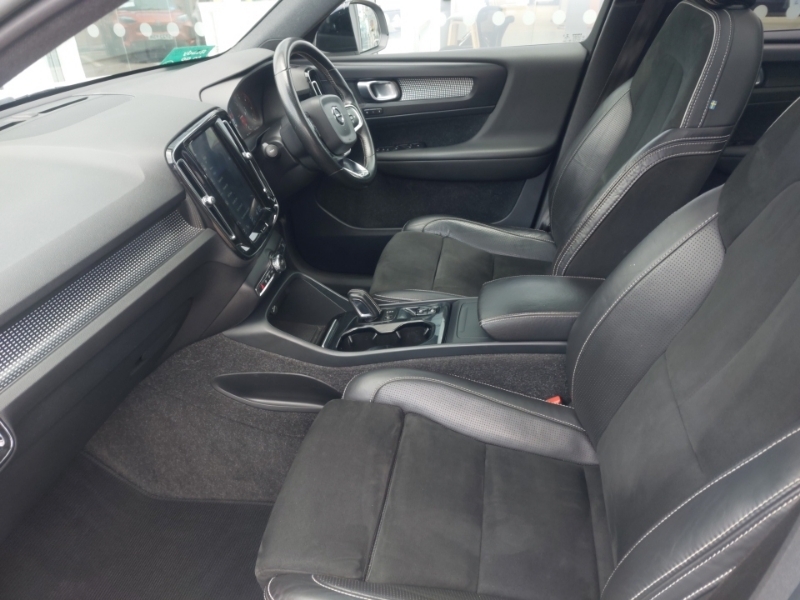 Volvo XC40 2.0 D4 190 R Design Pro Awd Geartronic White #5