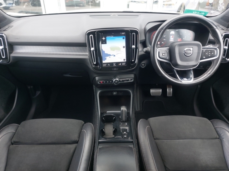 Volvo XC40 2.0 D4 190 R Design Pro Awd Geartronic White #3