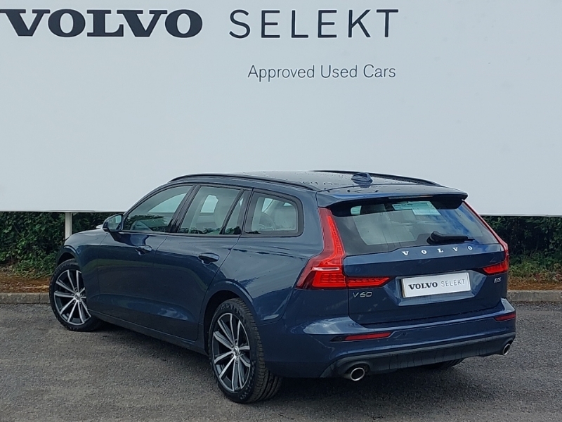 Volvo V60 2.0 B3p Momentum YP71DHG Blue #3