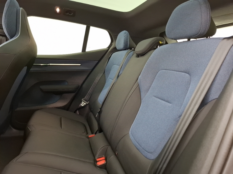 Volvo EX30 200Kw Sm Extended Range Ultra 69Kwh Black #6