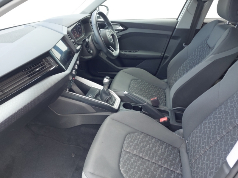 Audi A1 30 Tfsi Sport White #5