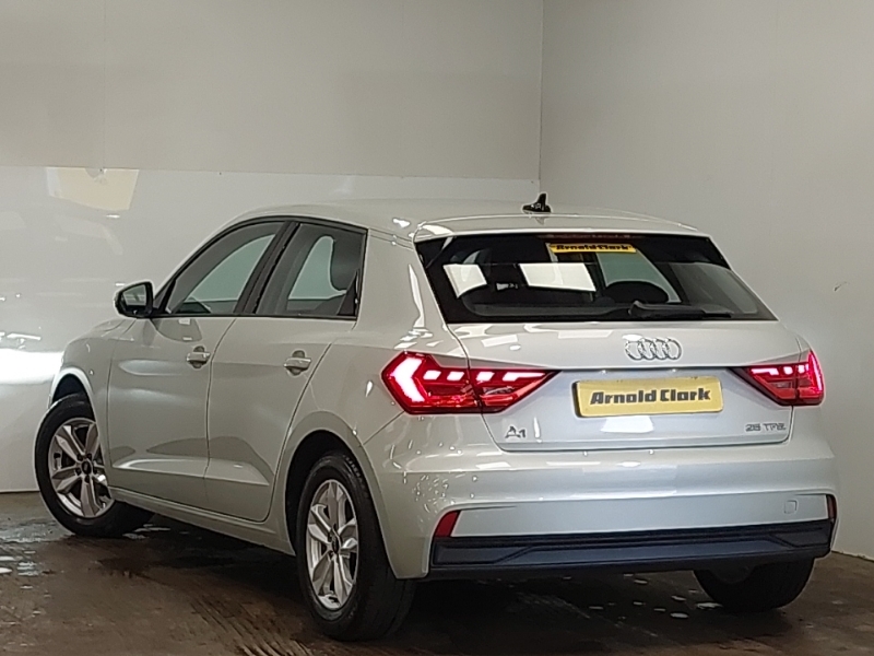 Audi A1 25 Tfsi Technik Silver #2