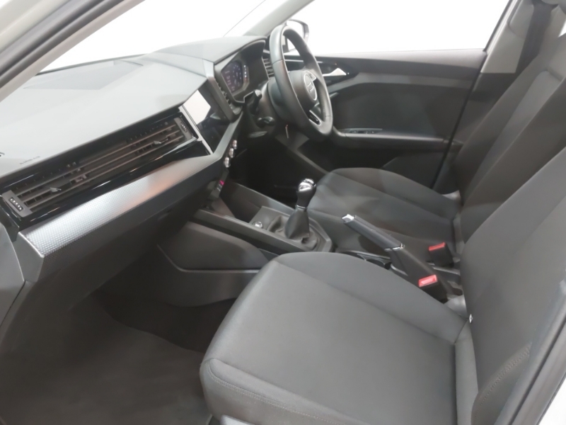 Audi A1 25 Tfsi Technik Silver #5