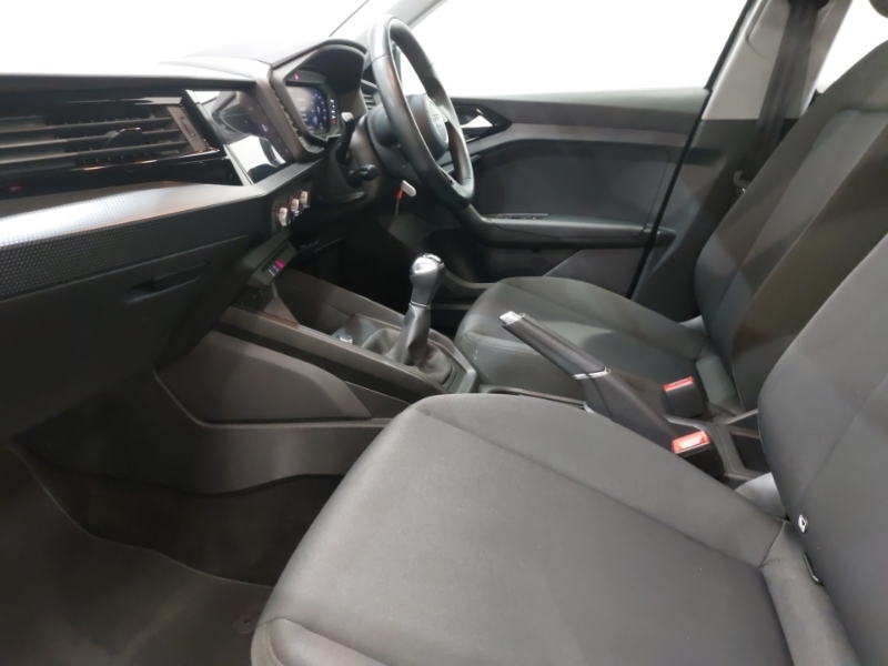 Audi A1 25 Tfsi Technik Black #5