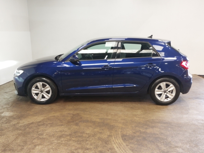 Audi A1 30 Tfsi 110 Technik S Tronic YR73FGF Blue #4