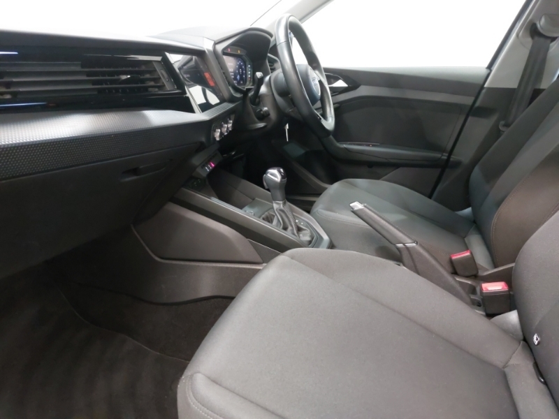 Audi A1 30 Tfsi 110 Technik S Tronic YR73FGF Blue #5