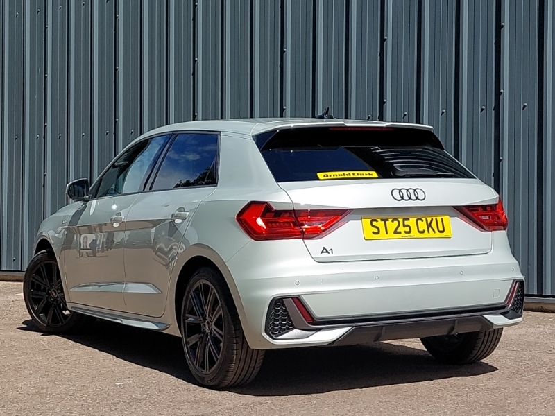 Audi A1 35 Tfsi S Line S Tronic Silver #2