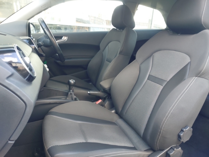 Audi A1 1.0 Tfsi Sport NL65MKU Silver #5