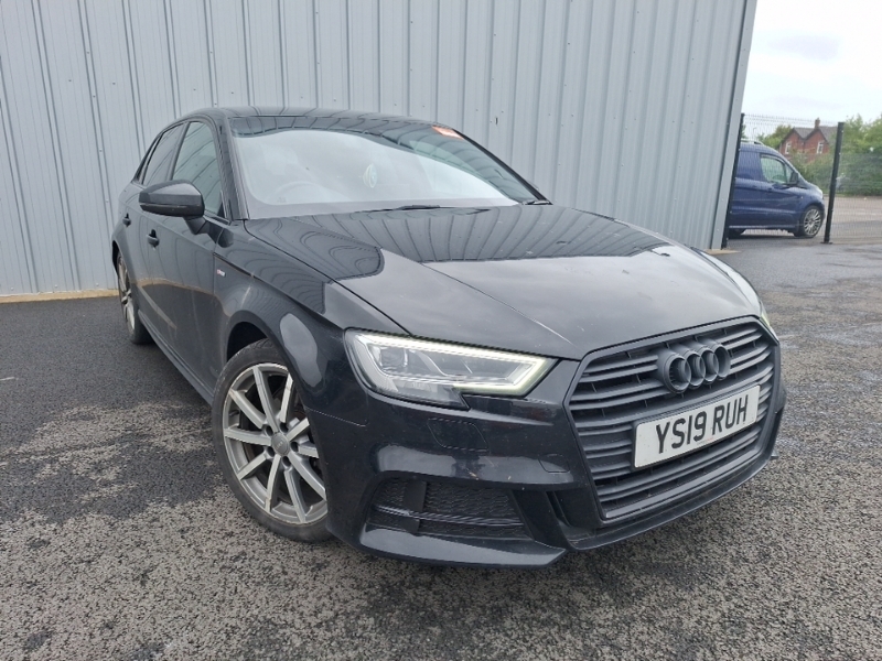 Audi A3 30 Tdi 116 Black Edition YS19RUH Black